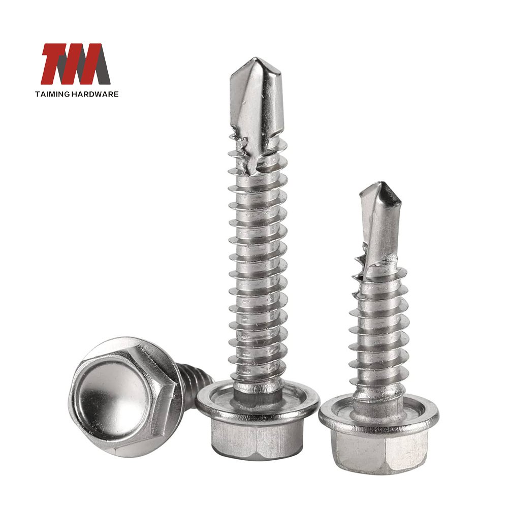 Self drilling screw with integrated drill point for metal fastening